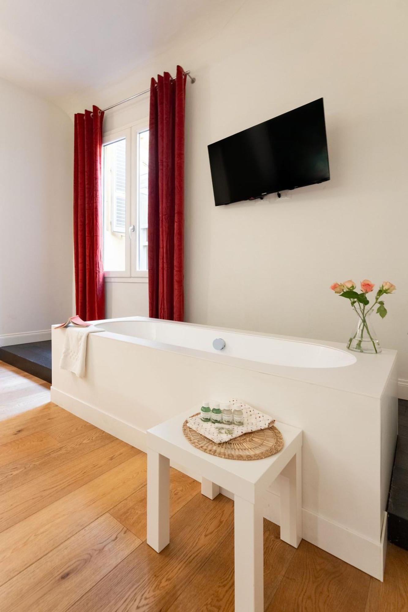Tb-One Bedroom Luxury Apartment In The Fashion District Florence Luaran gambar